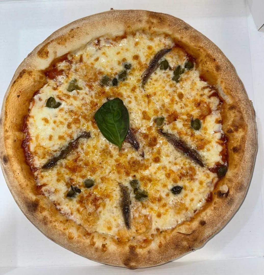 La Bella Crosta Pizzeria & Pasta 2 · Fotos 8